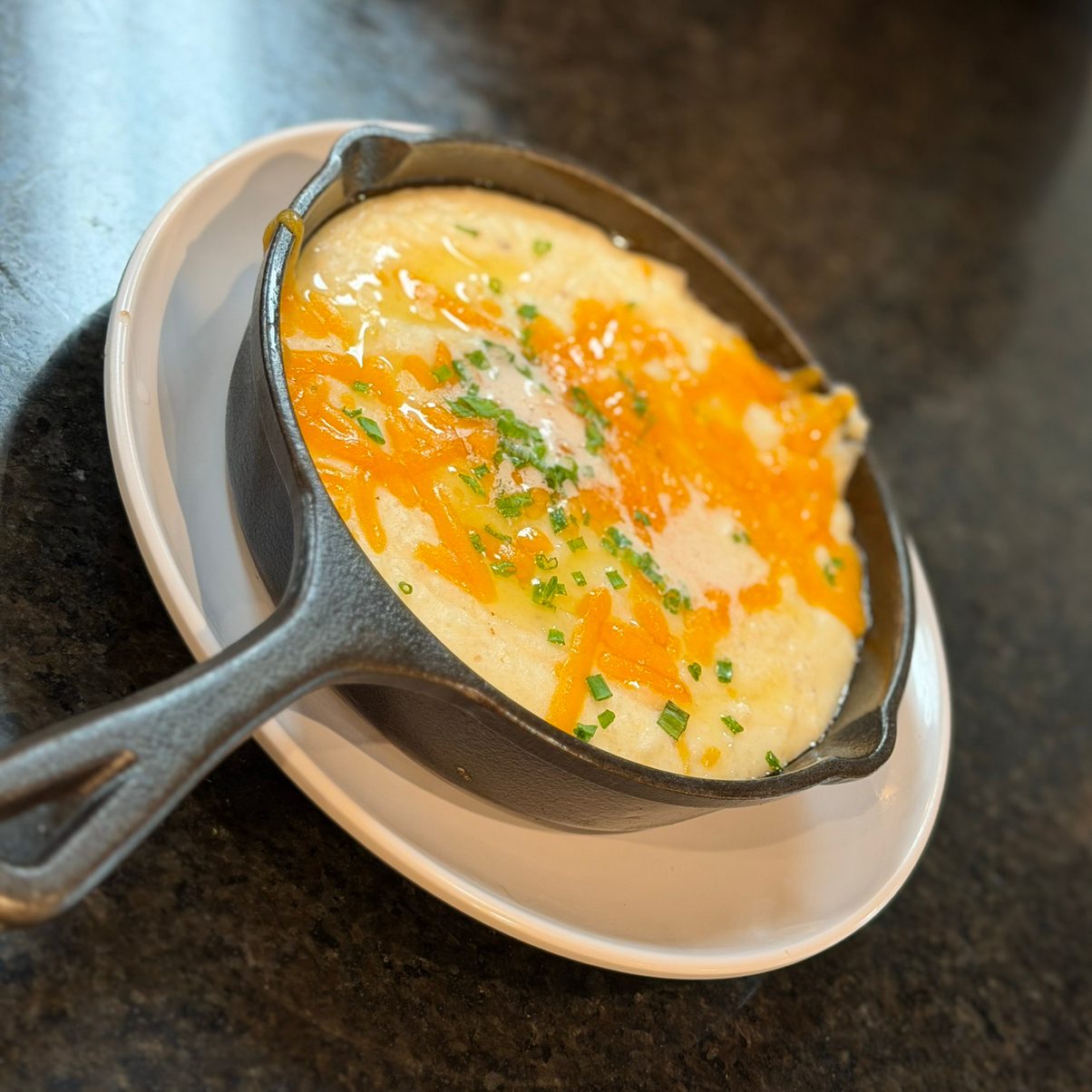 CHEESY GRITS.